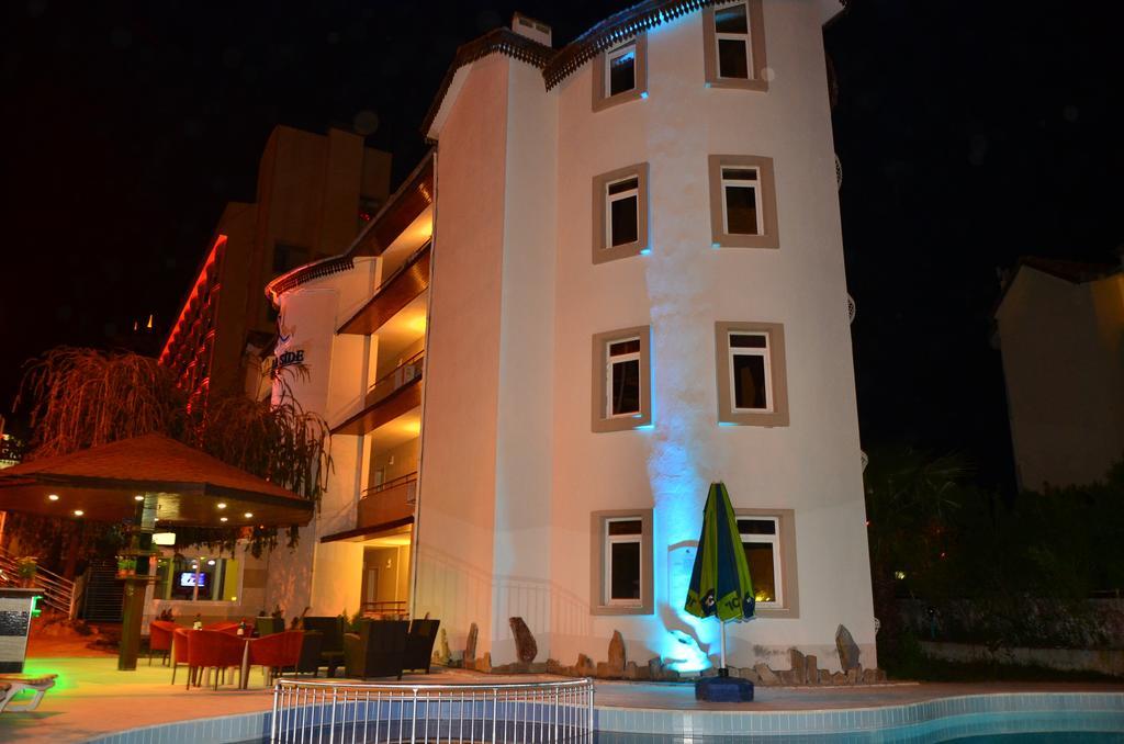 Almila Side Suite Hotel Quarto foto